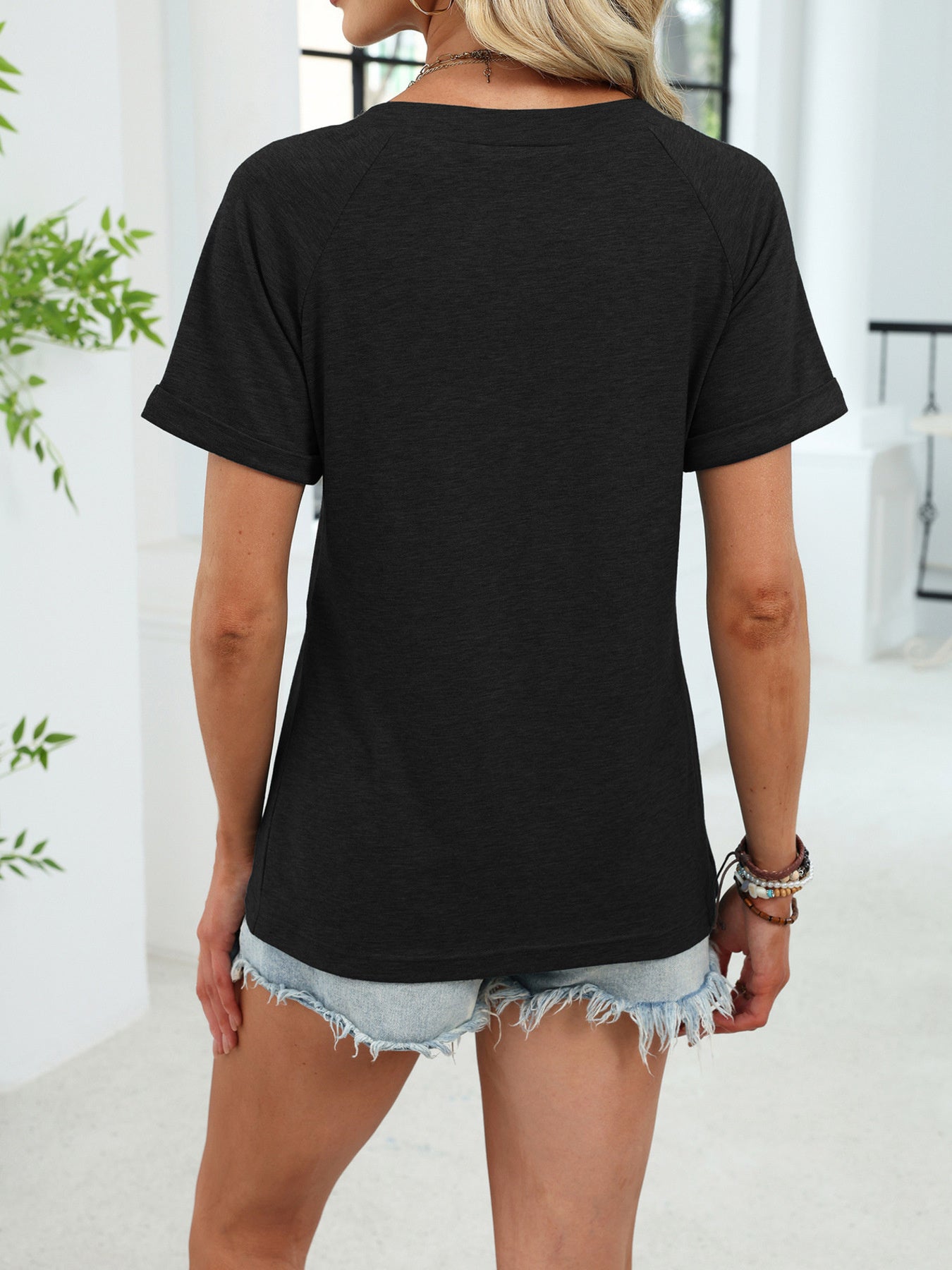 CASUAL V-NECK SHORT SLEEVE T-SHIRT Tops