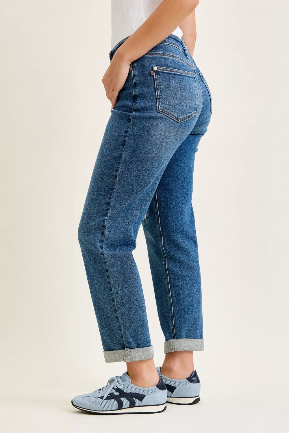 JUDY BLUE MID RISE BOYFRIEND EMBROIDERED PATCH JEANS Judy Blue Denim