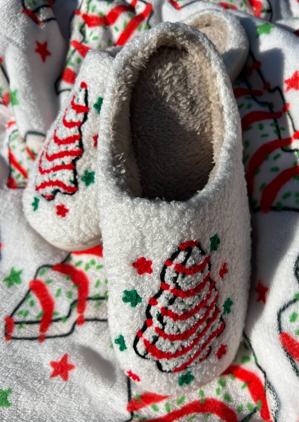 Christmas Tree Cake Slippers