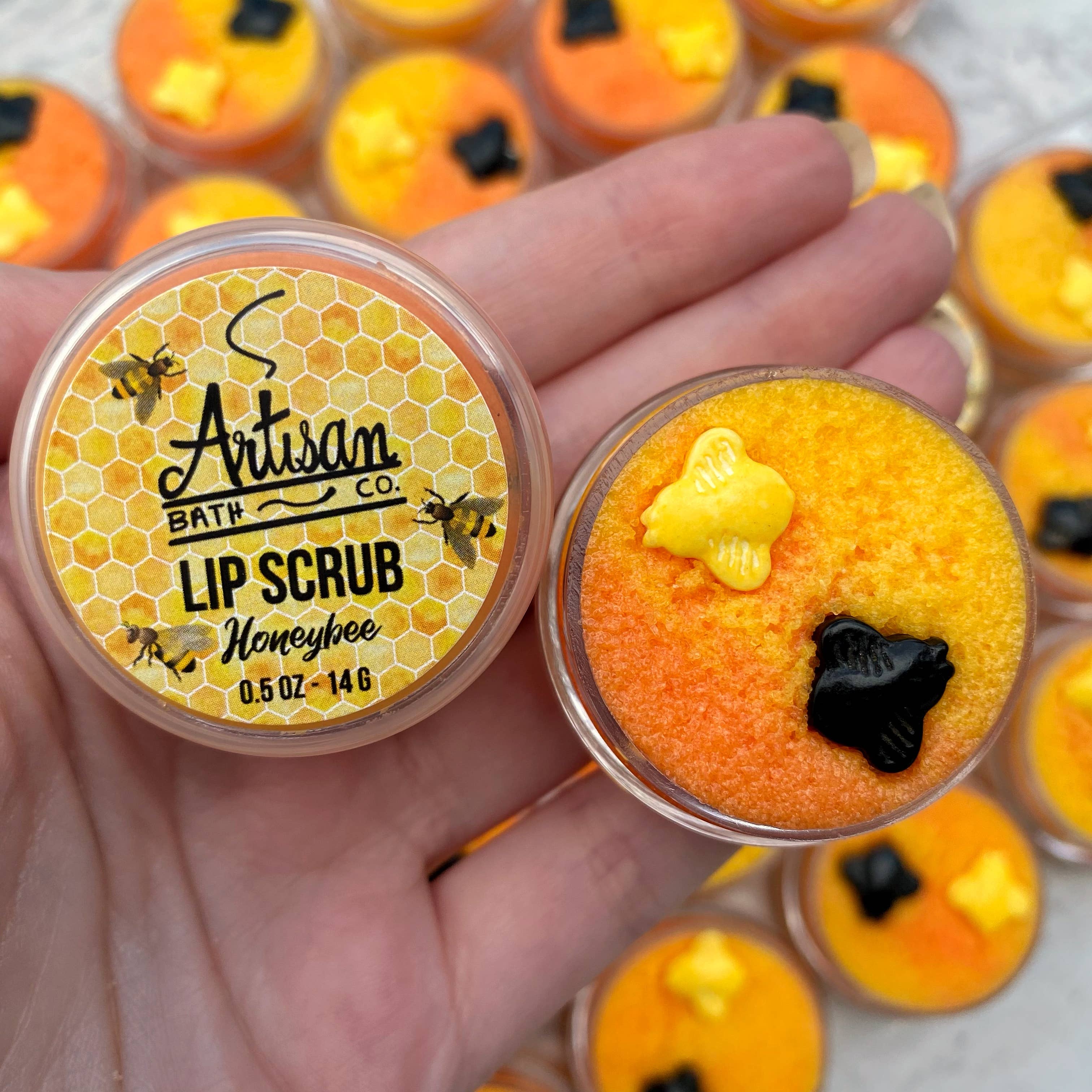 HONEYBEE LIP SCRUB Lip Scrub