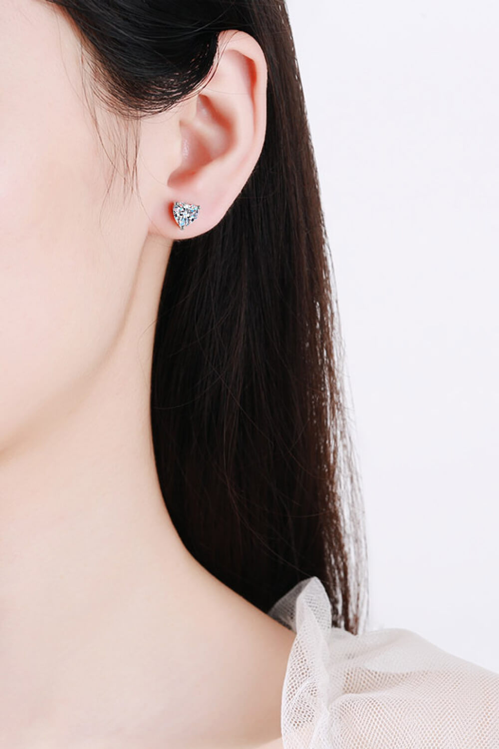 2 CARAT MOISSANITE HEART-SHAPED STUD EARRINGS Earrings