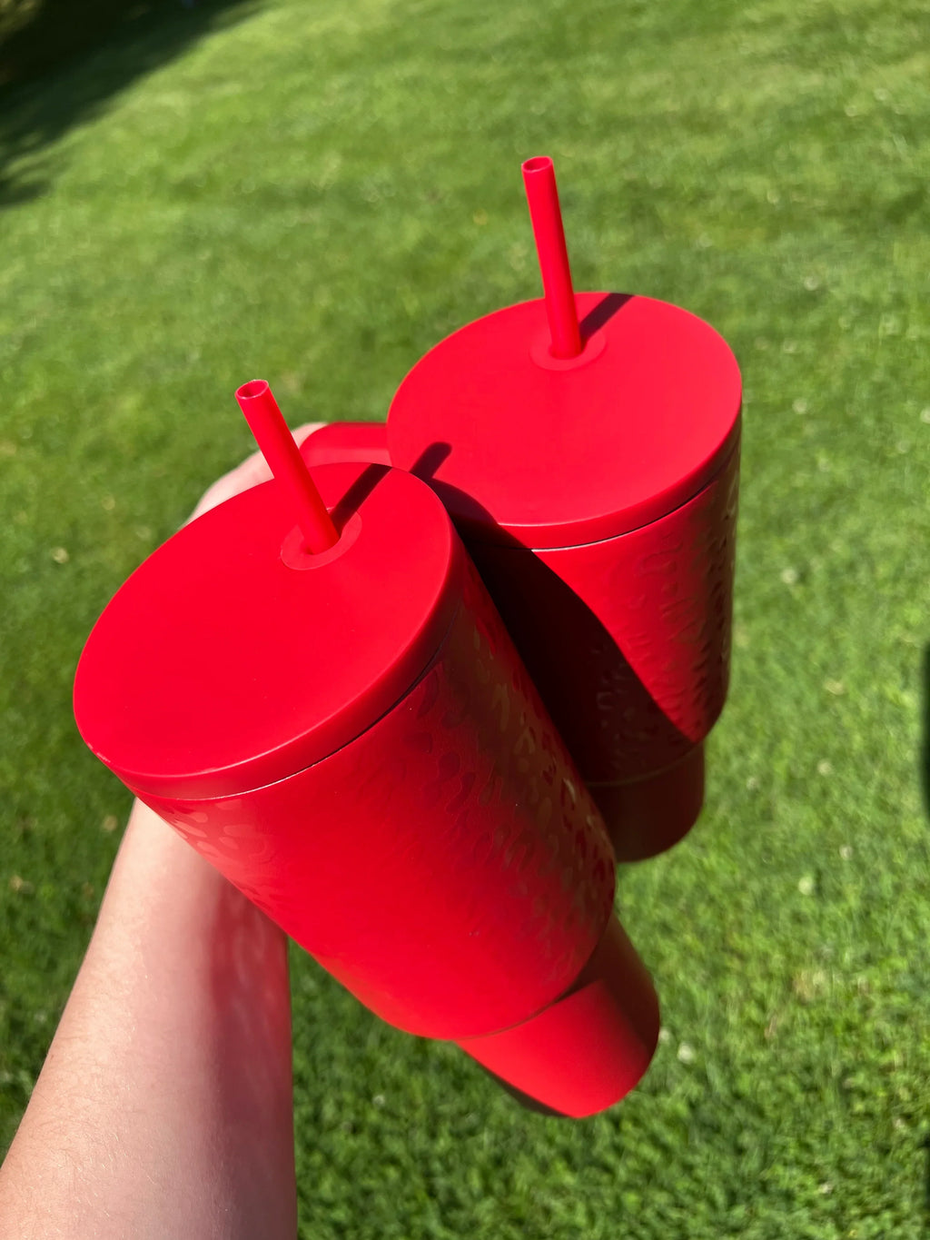 32 OZ MONOCHROMATIC LEOPARD TUMBLER IN RED