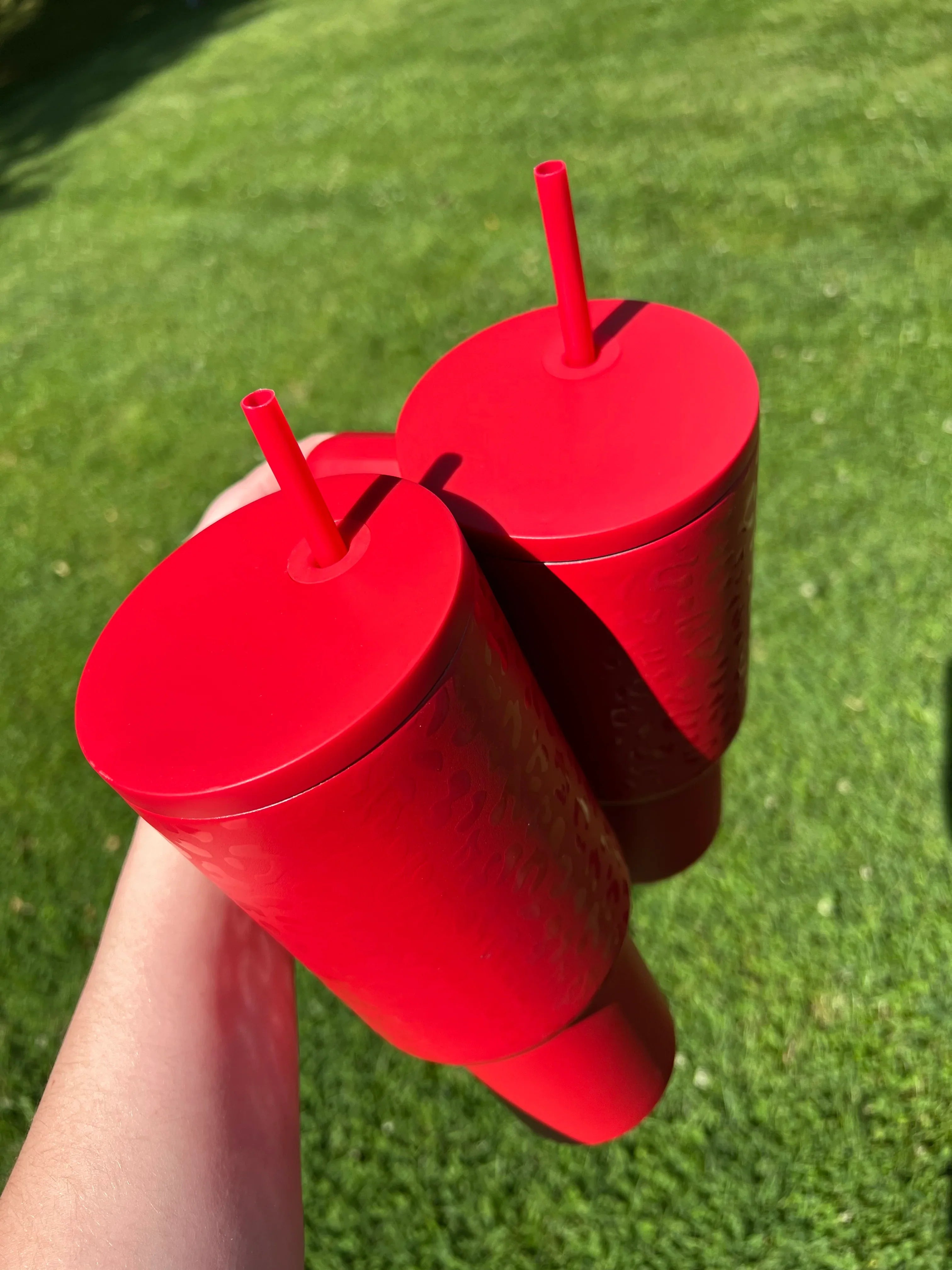 32 OZ MONOCHROMATIC LEOPARD TUMBLER IN RED