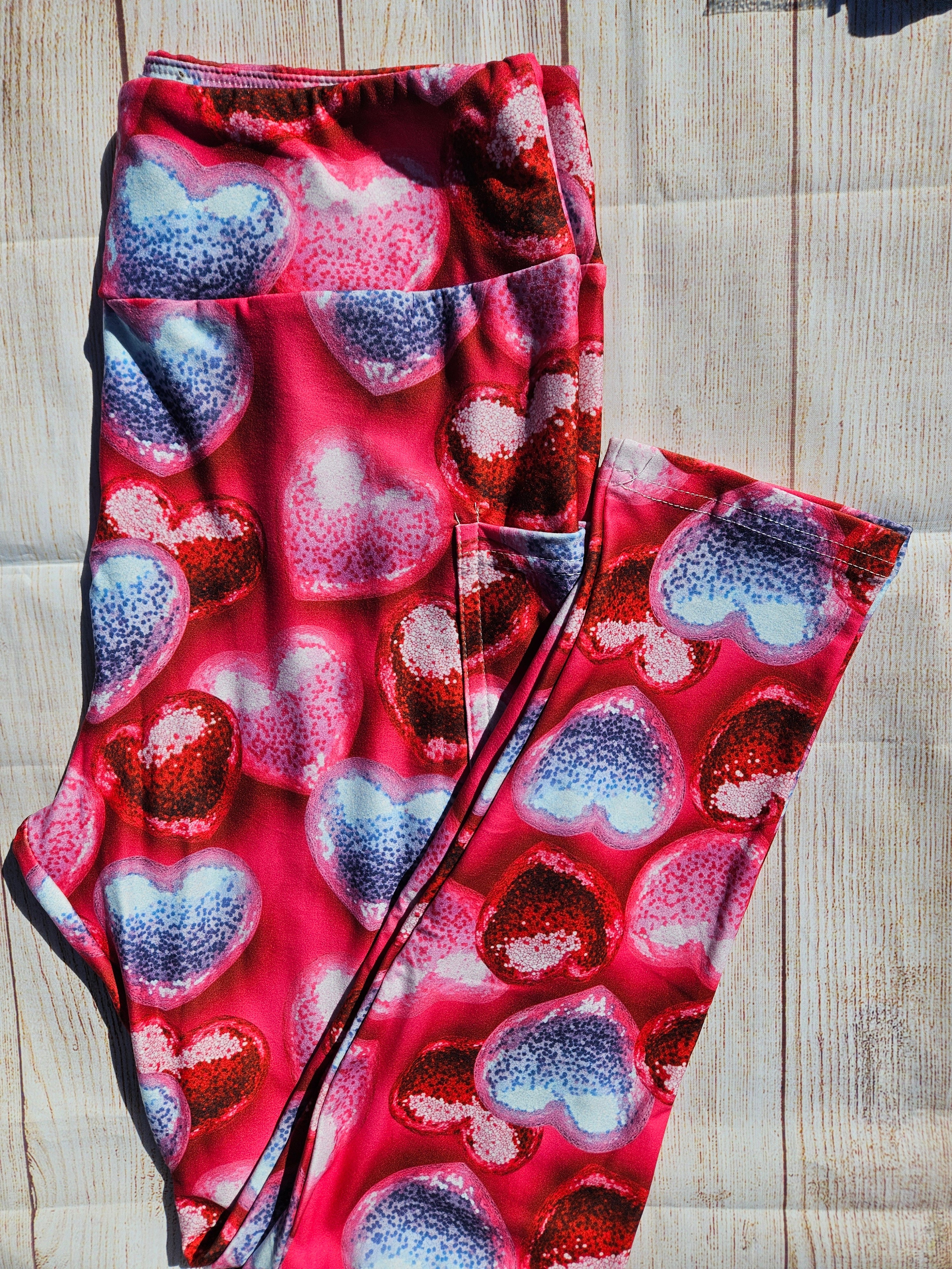 GLITTERY HEART LEGGINGS WITH POCKETS