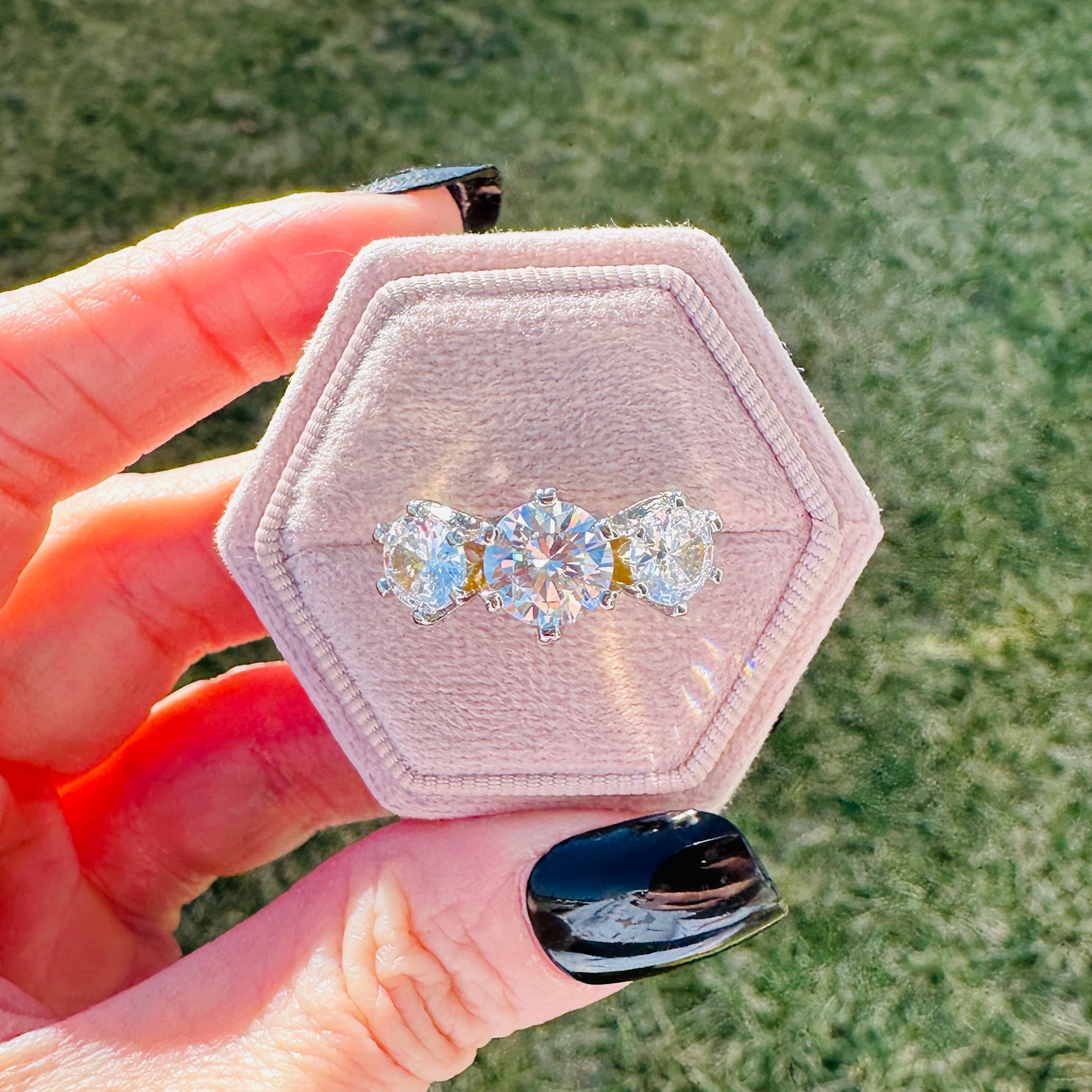 SIENNA LUXE TRILOGY RING ring
