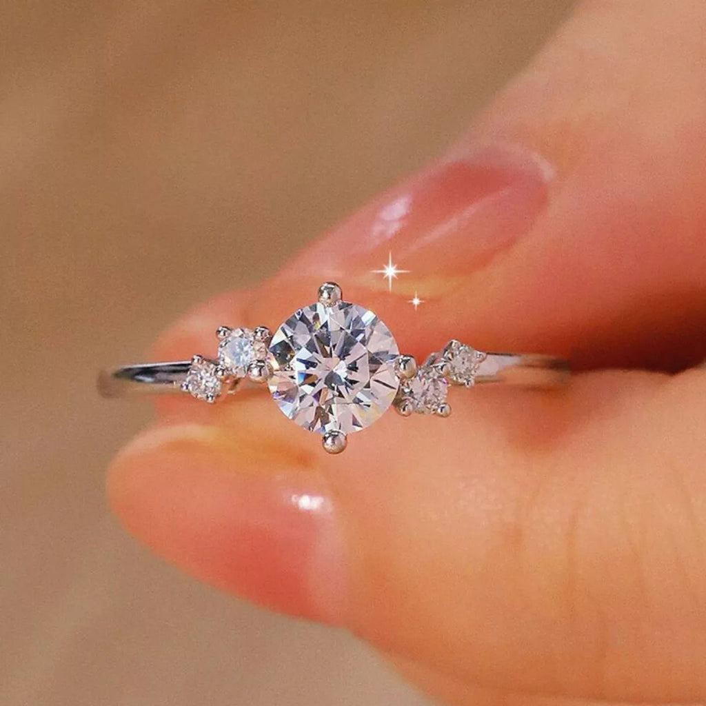1 CARAT MOISSANITE .925 STERLING SILVER RING