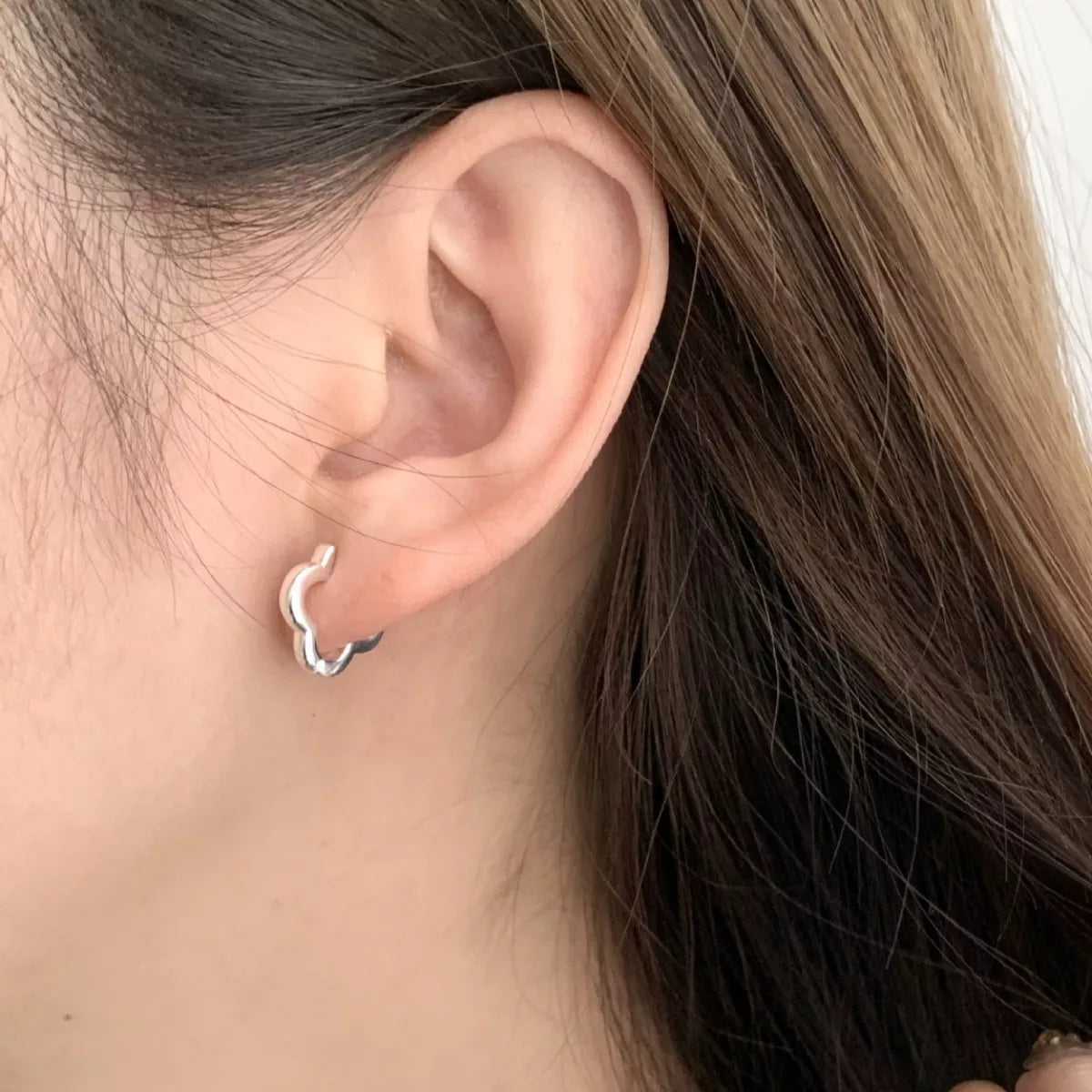 .925 STERLING SILVER FOUR LEAF CLOVER EARRINGS Earrings