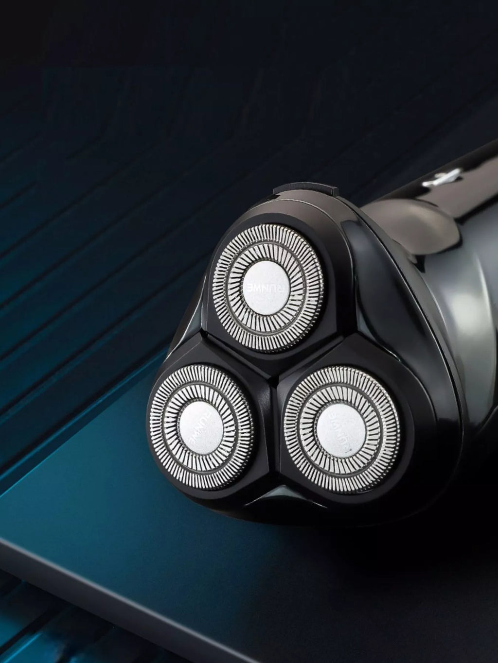 RECHARGEABLE ROTARY SHAVER razor