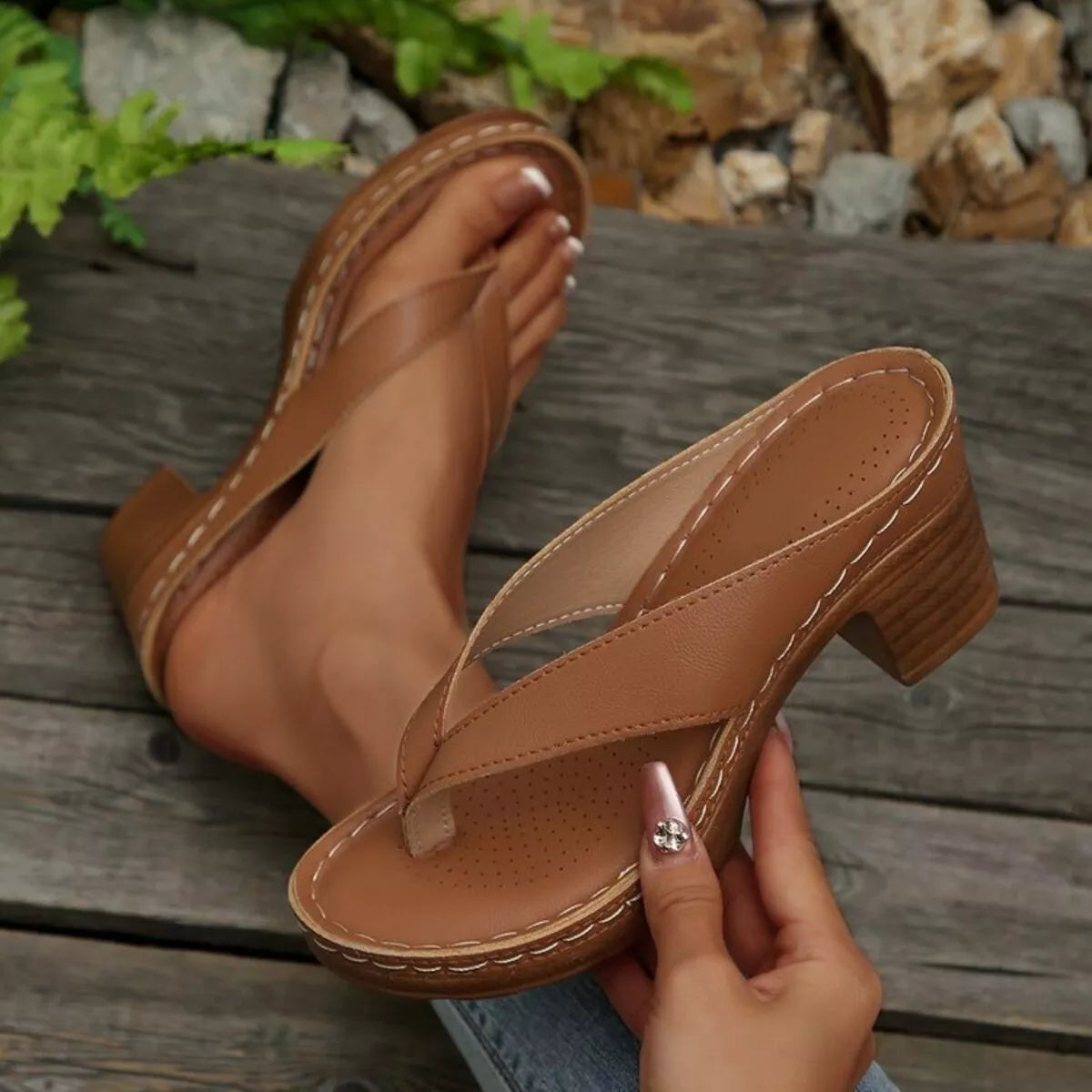 Toe Post Block Heels Sandals