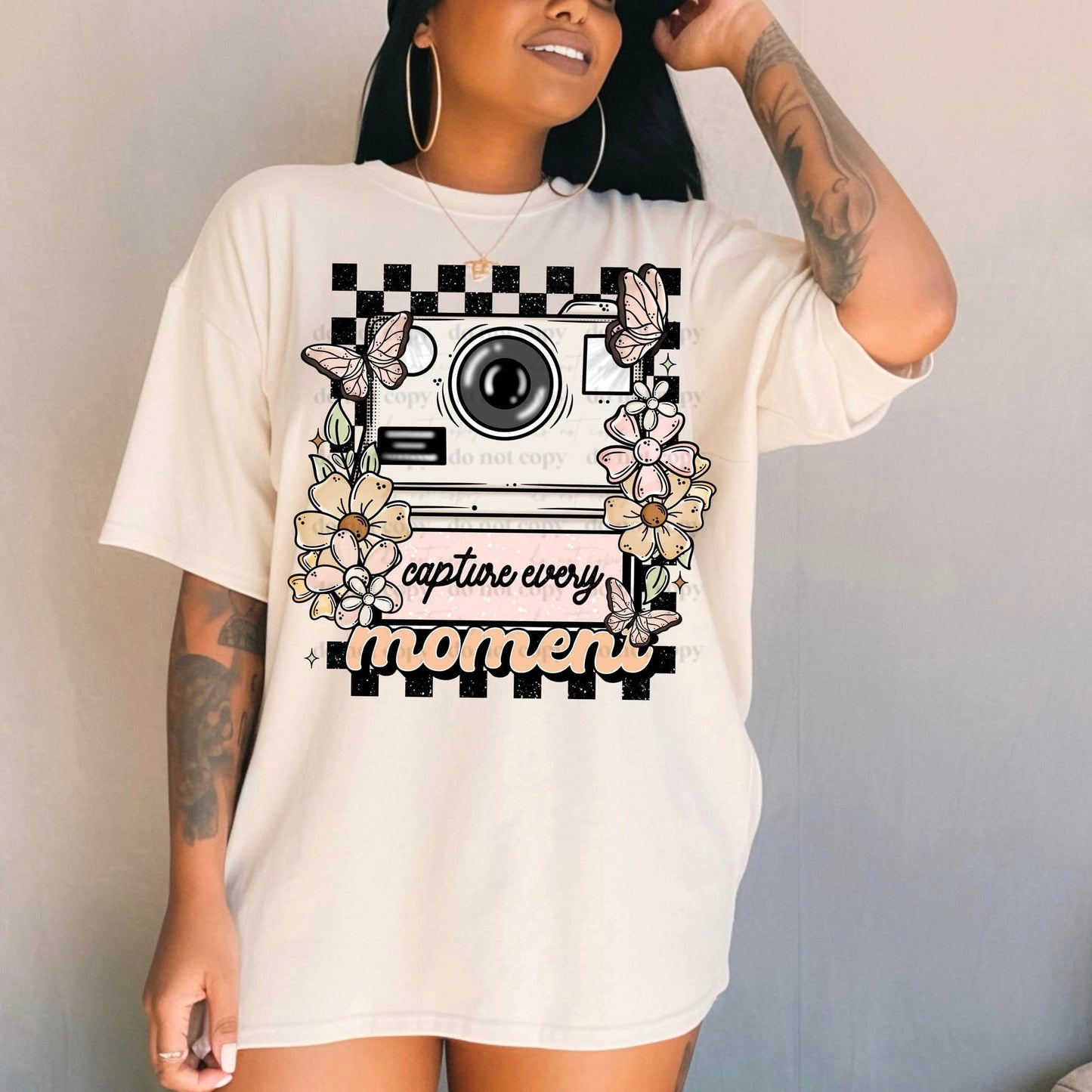 CAPTURE EVERY MOMENT TEE