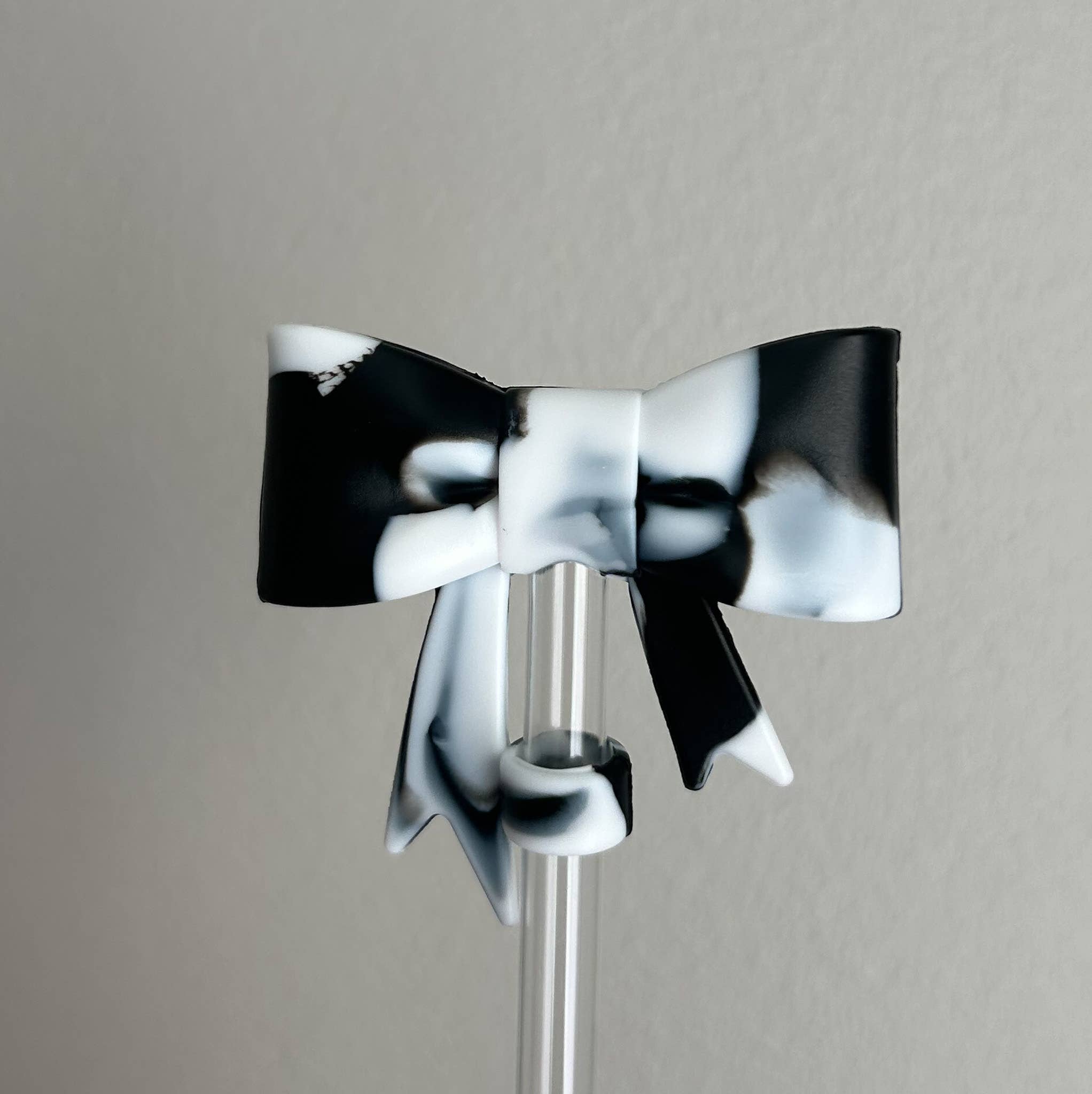Tie Dye Bow Straw Topper