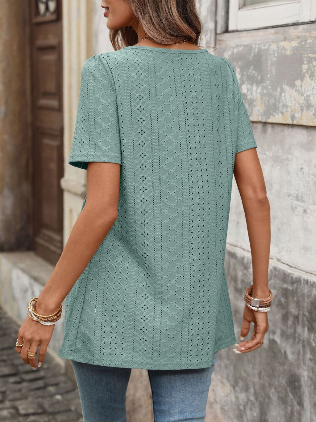 EYELET SQUARE NECK SHORT SLEEVE TOP TOP