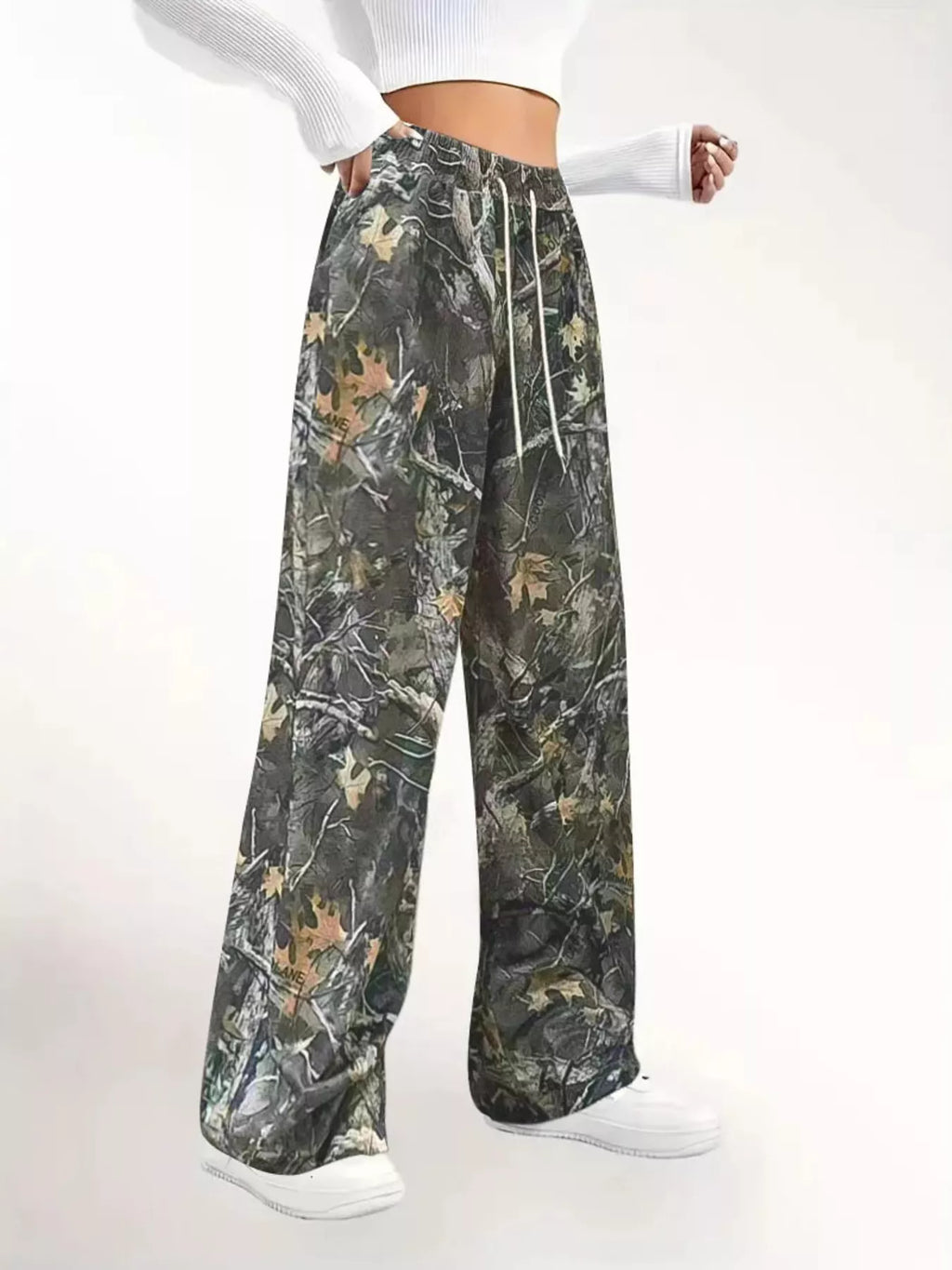 RELAXED FIT CAMO PRINT DRAWSTRING WAIST PANTS Pants