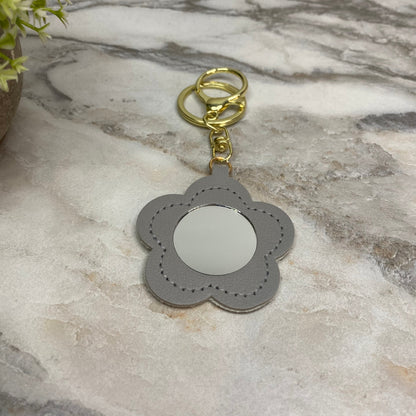 Keychain - Daisy Mirror