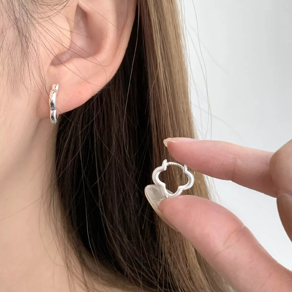 .925 STERLING SILVER FOUR LEAF CLOVER EARRINGS Earrings