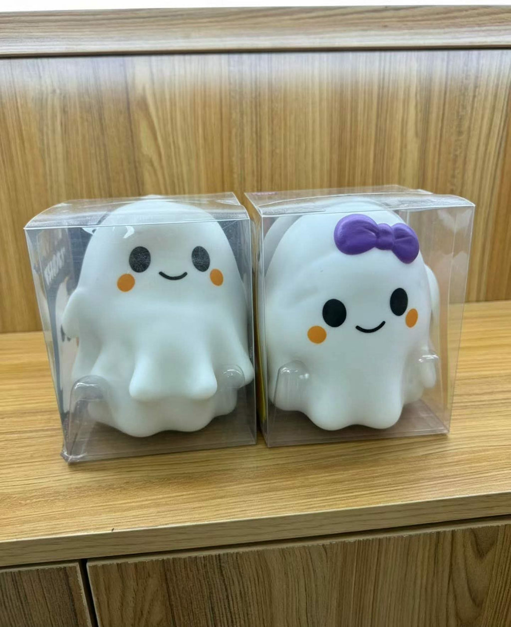 GHOSTLY SQUISHY FAMILY | THE ULTIMATE JUMBO SQUISHY sensory toy