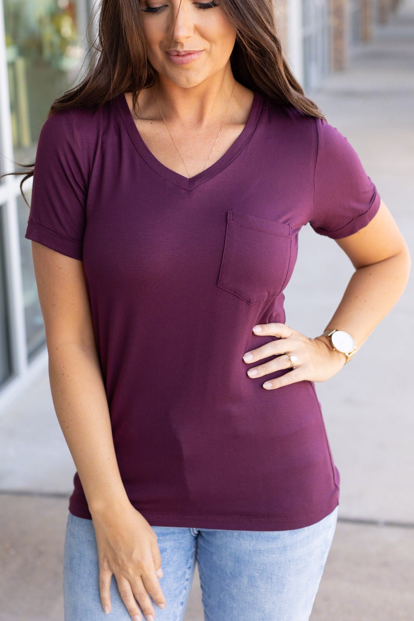 sophie pocket tee burgundy womens short sleeve