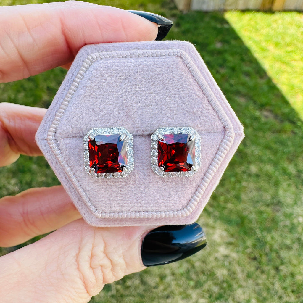 SCARLETT HALO STUDS Earrings