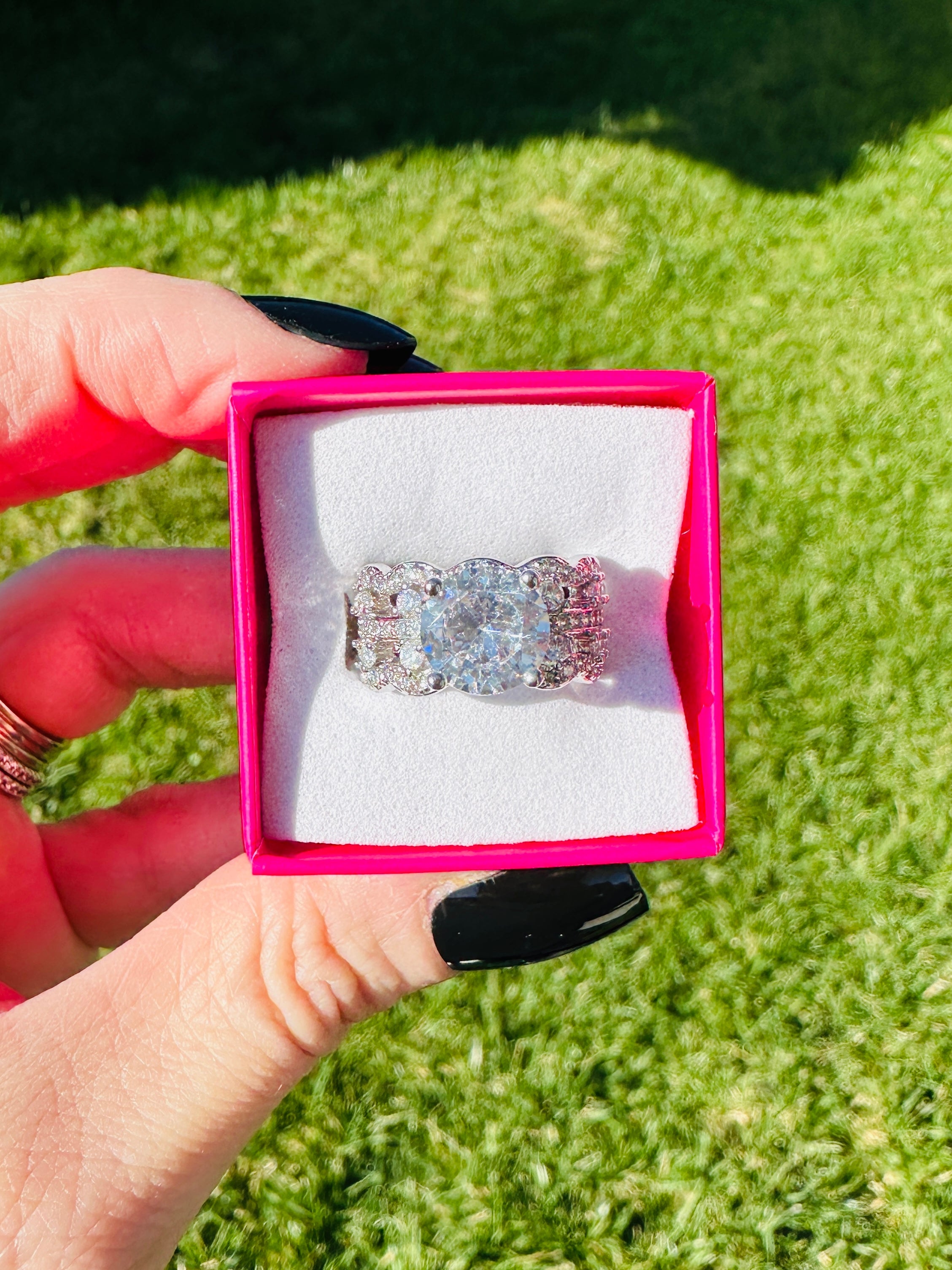VIRELLA LUXE PAVE STATEMENT RING ring