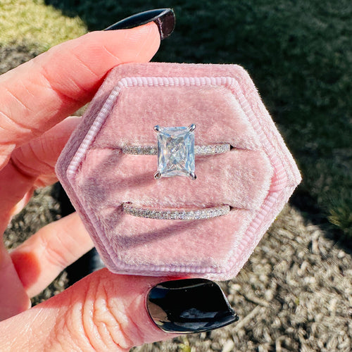 ARIA LUXE RADIANT RING SET RING