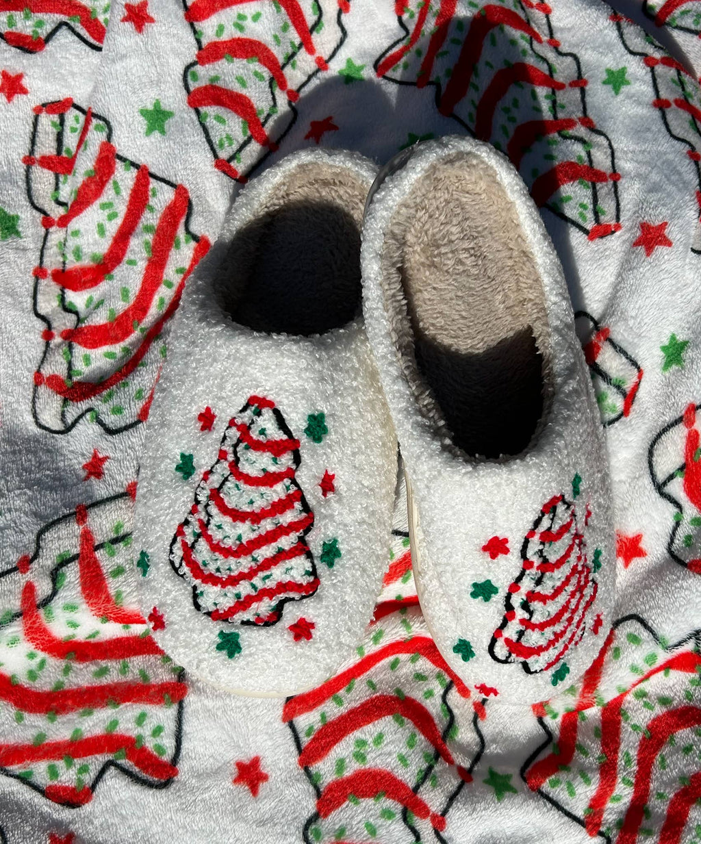 Christmas Tree Cake Slippers
