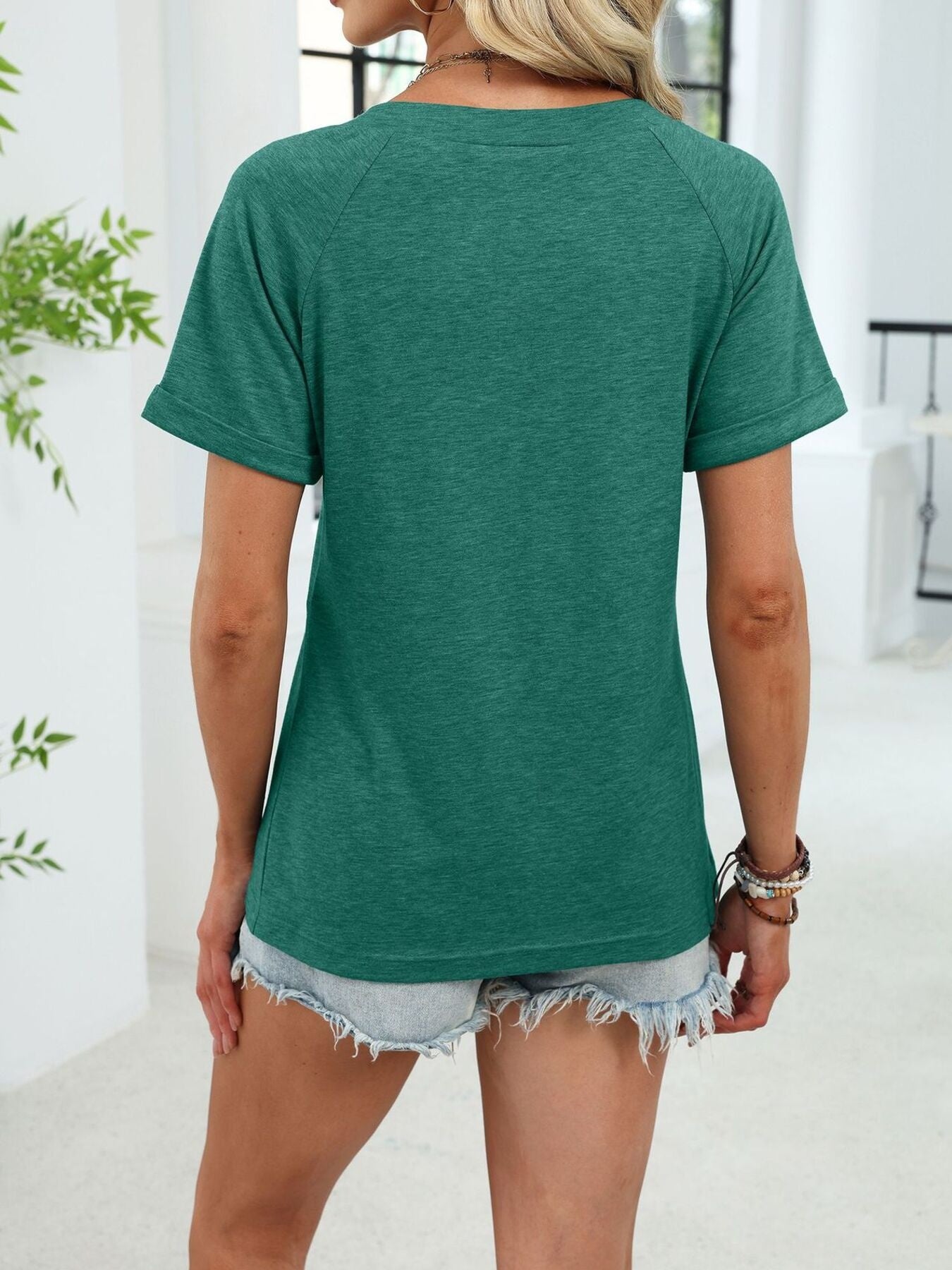 CASUAL V-NECK SHORT SLEEVE T-SHIRT Tops