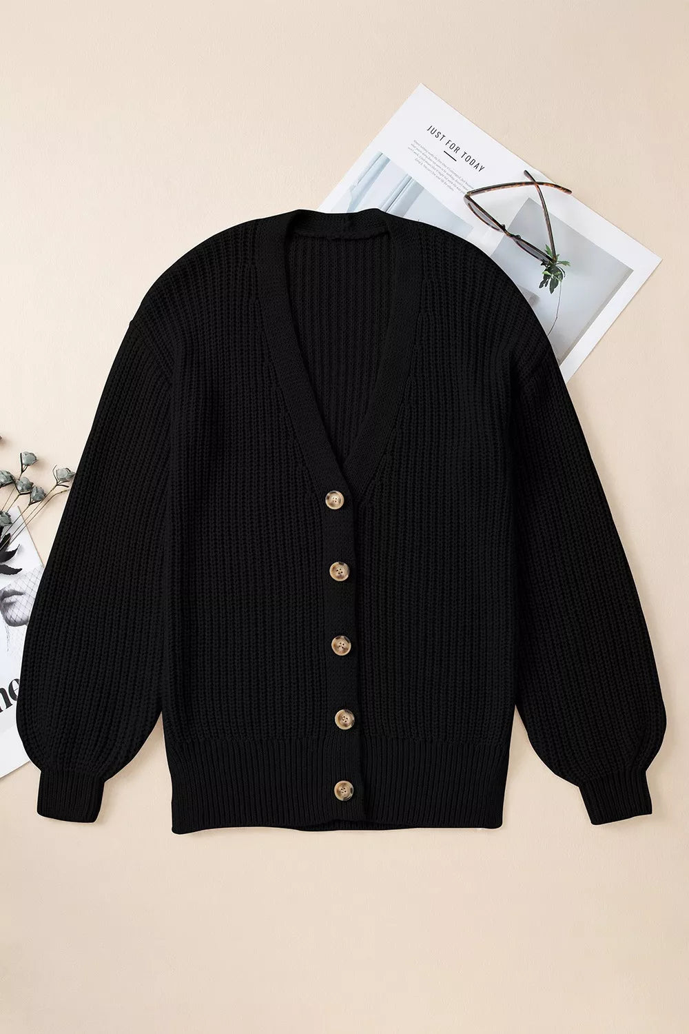 CHUNKY KNIT BUTTON-DOWN CARDIGAN Cardigan