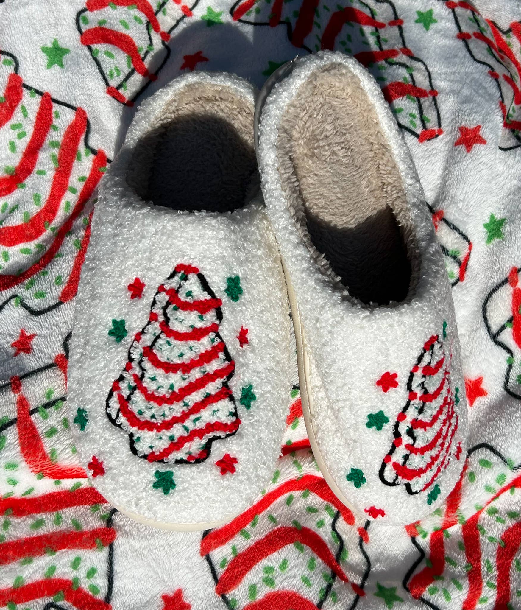 Christmas Tree Cake Slippers