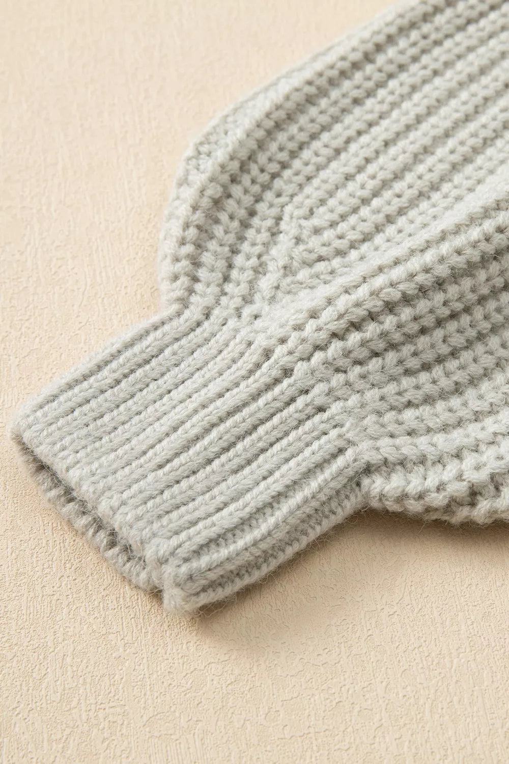 CHUNKY KNIT BUTTON-DOWN CARDIGAN Cardigan