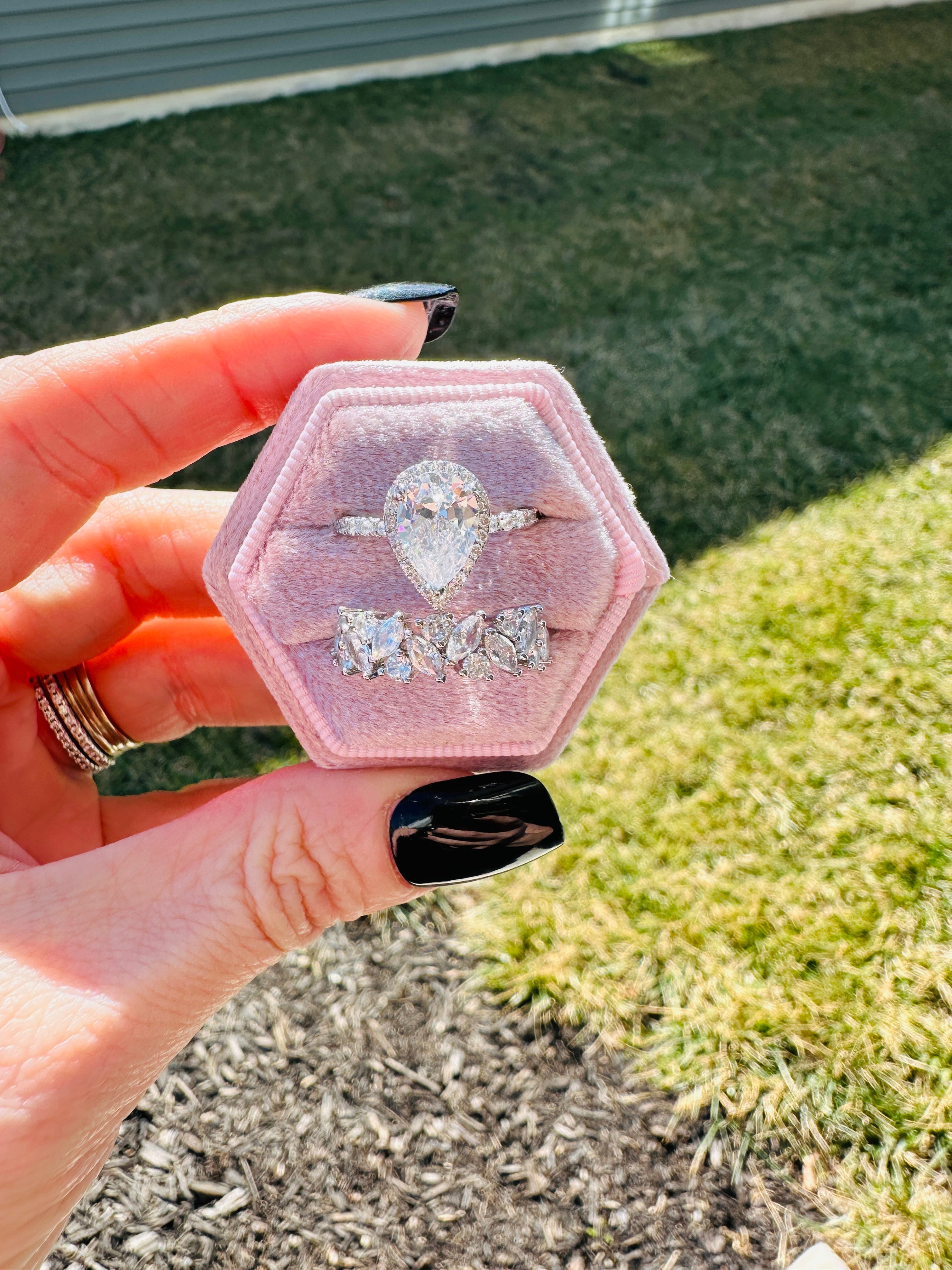 ANASTASIA PEAR LUXE RING SET RING