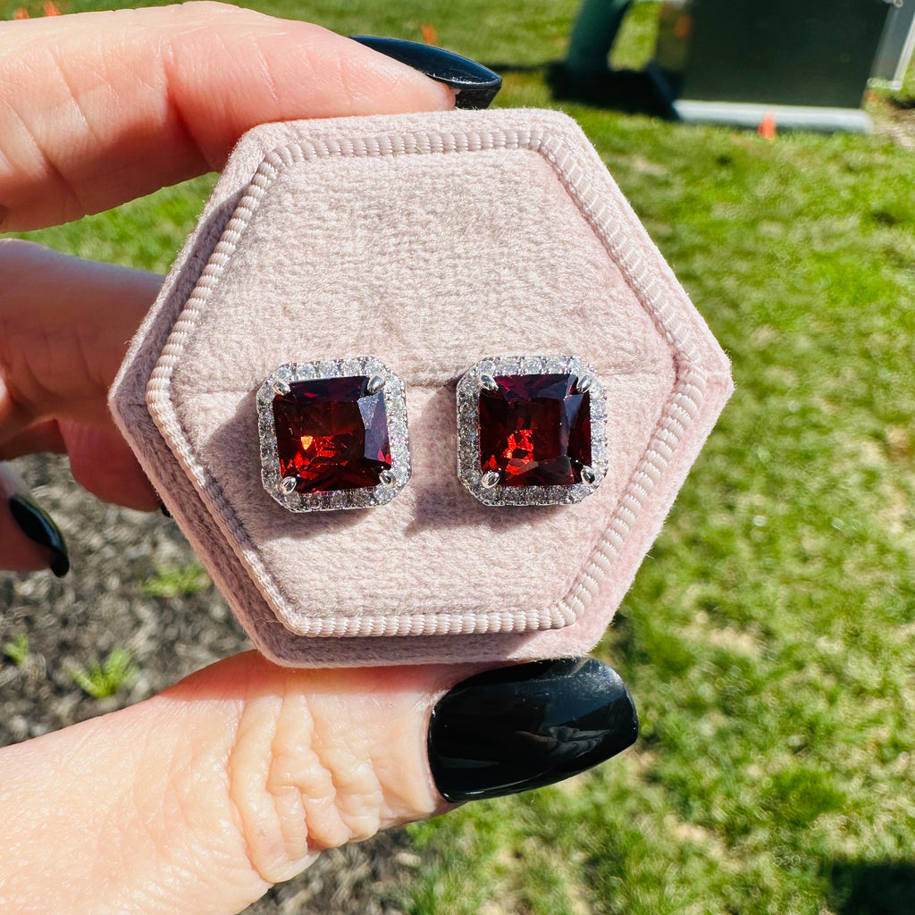 SCARLETT HALO STUDS Earrings