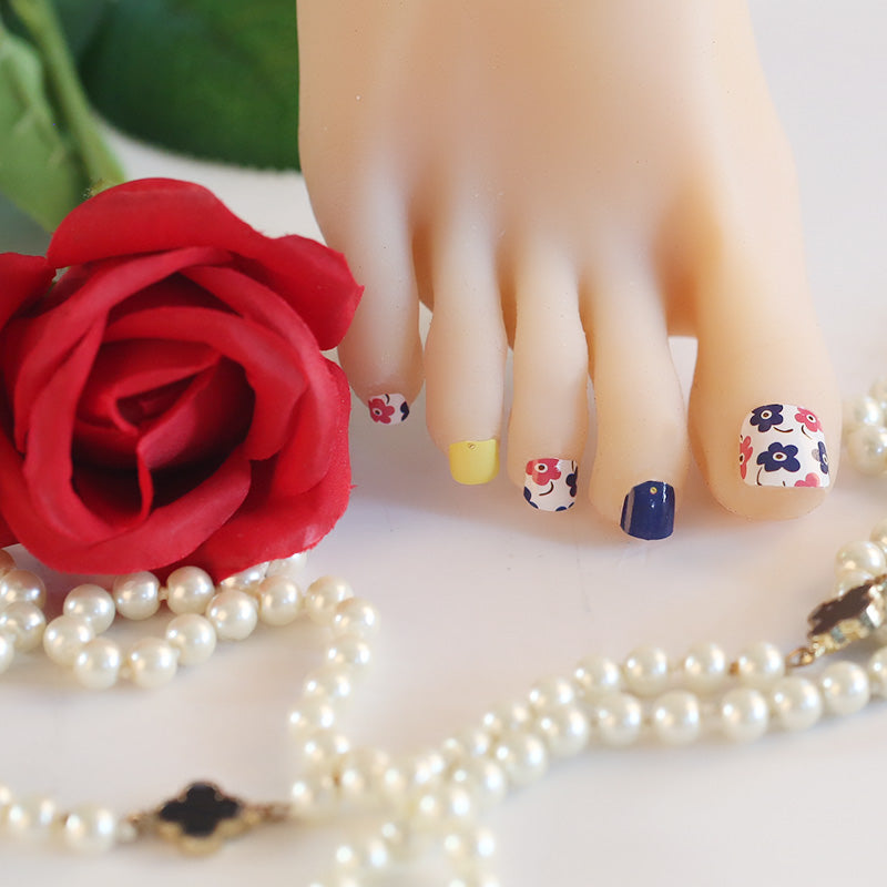 Pedis, Petites & Kids - American Floral