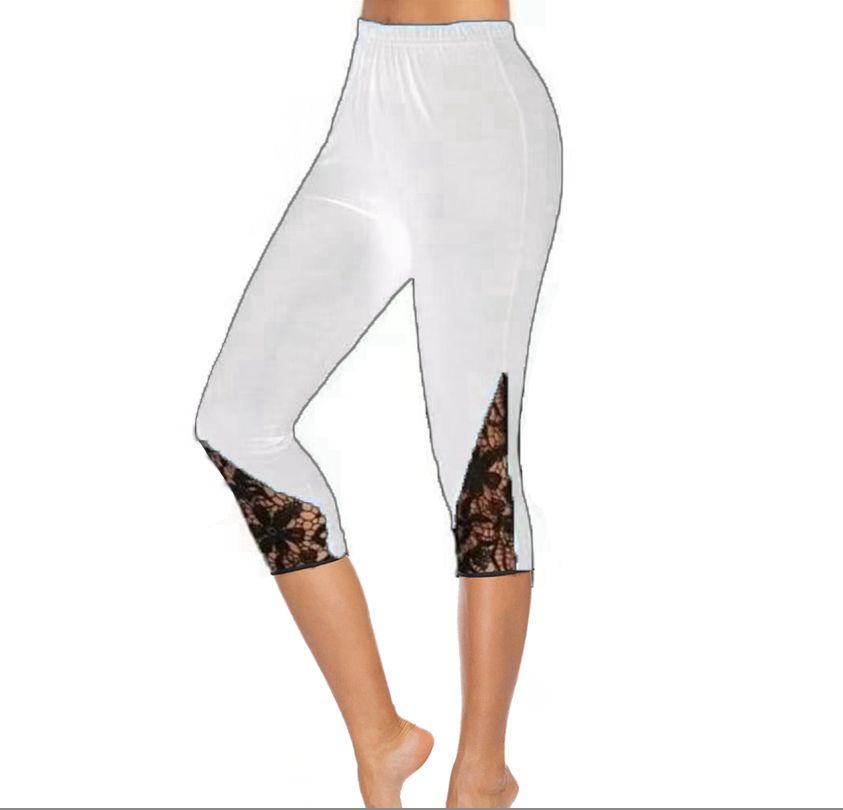 WHITE CAPRIS WITH POCKETS AND LACE DETAIL