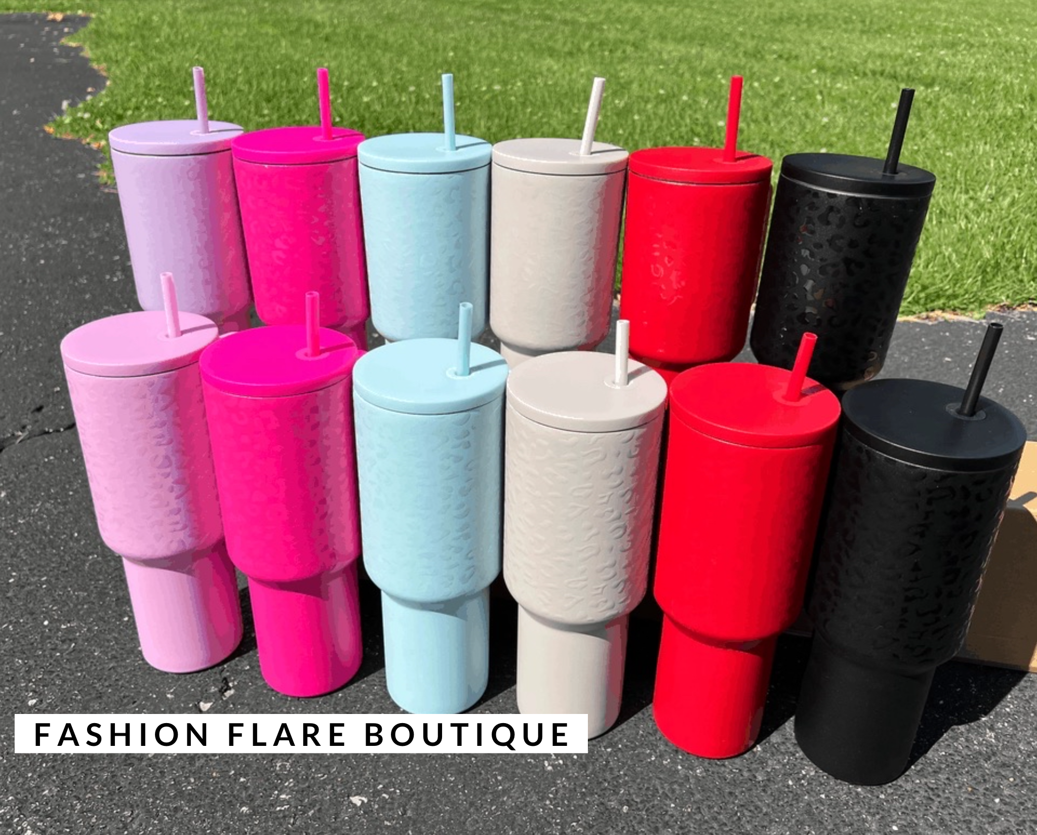 32 OZ MONOCHROMATIC LEOPARD TUMBLER IN RED