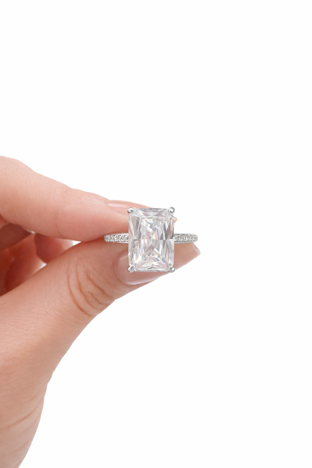 VALENTINA RADIANT SOLITAIRE RING ring