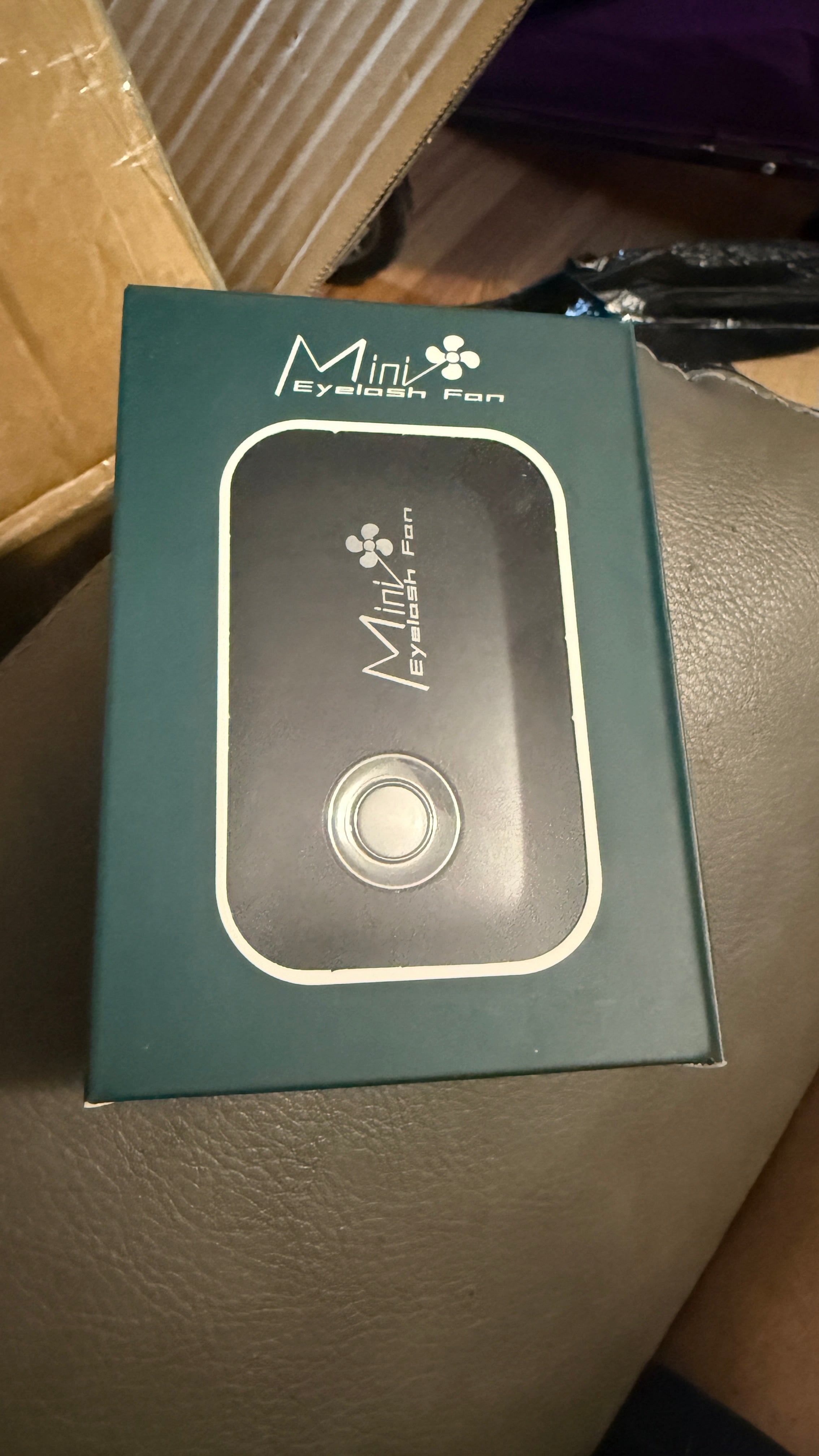 EYE LASH DRYER Beauty Aid