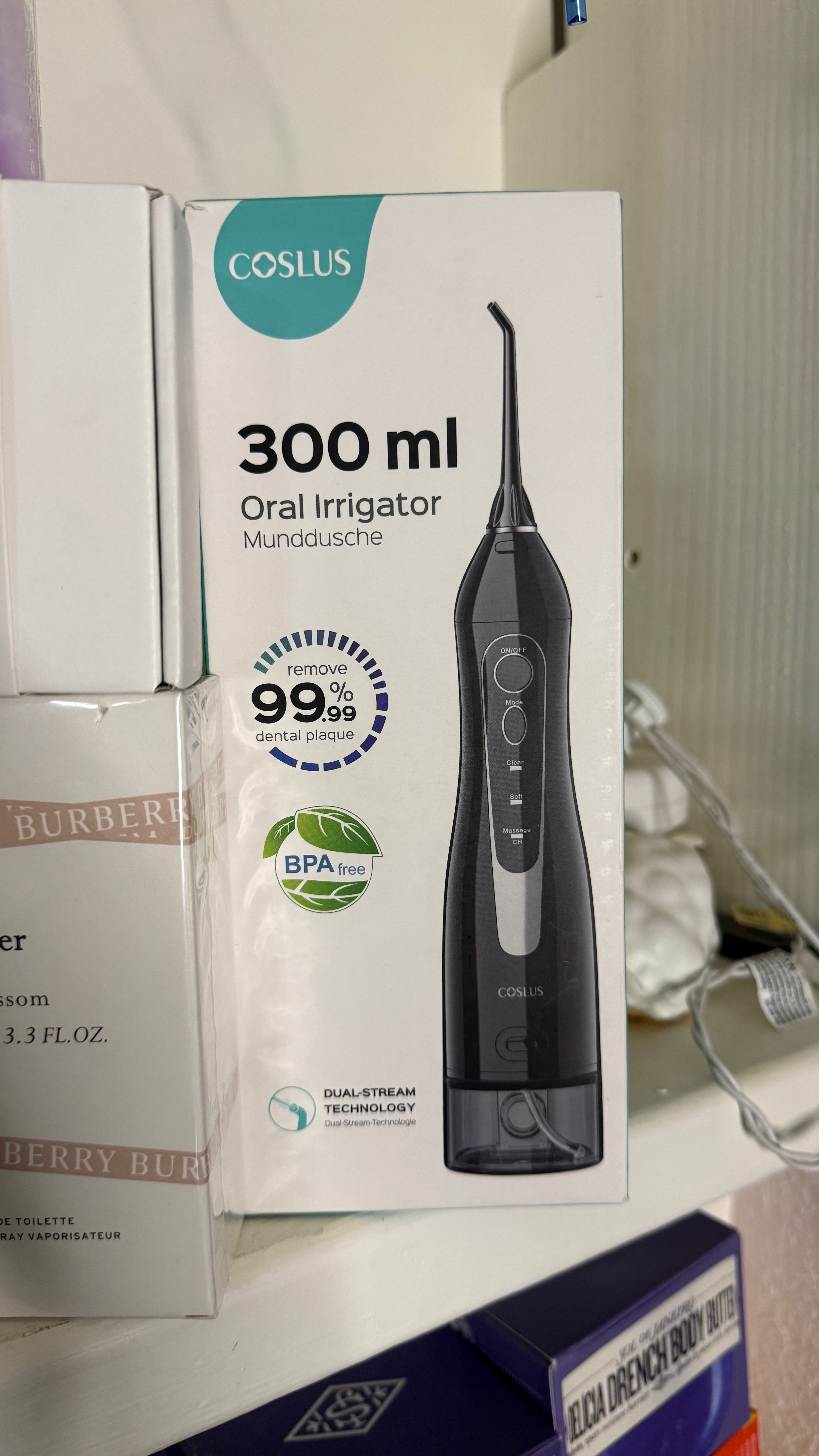 ORAL IRRIGATOR - LAST ONE - FINAL SALE dental care