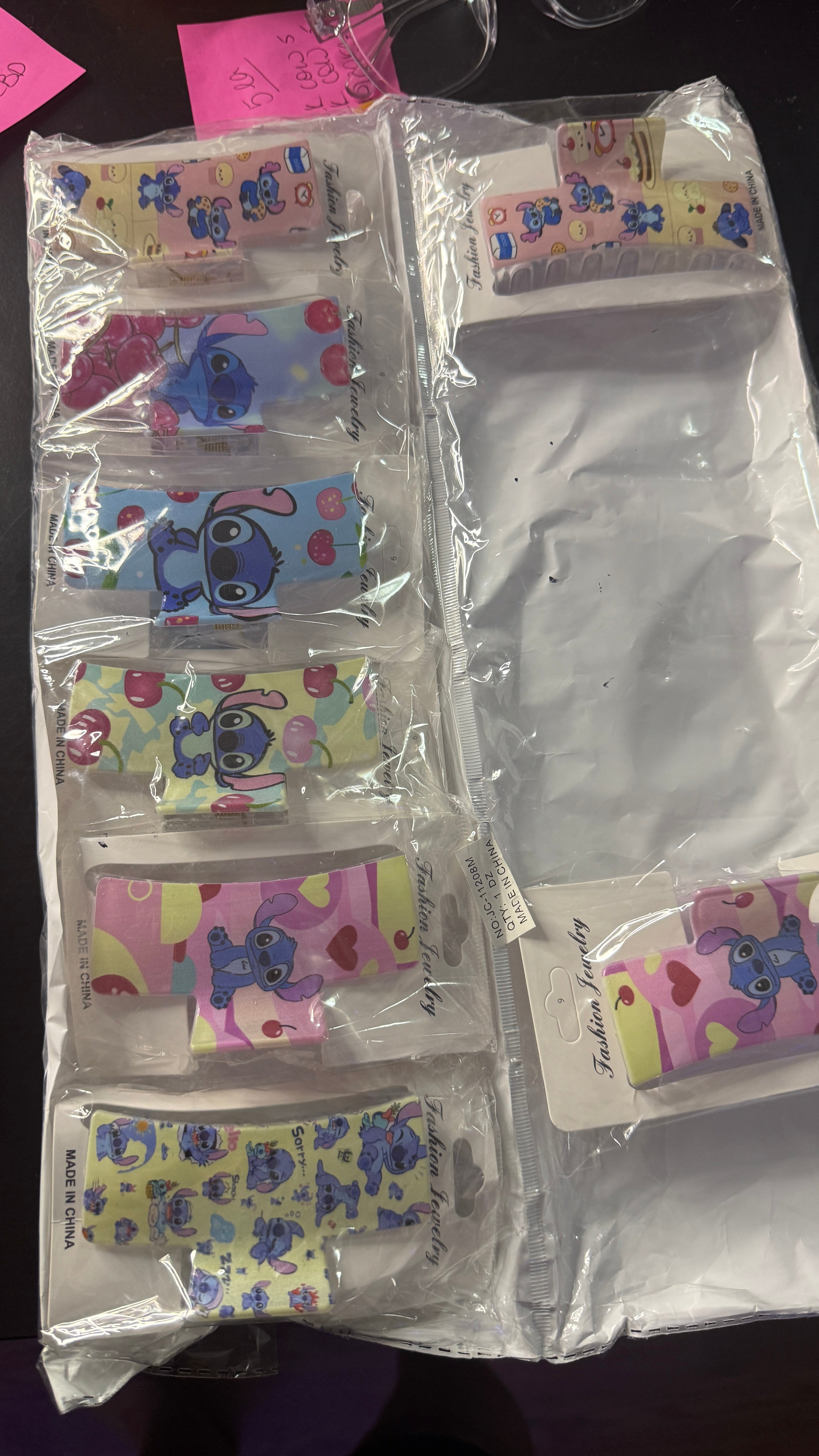 ALIEN HAIR CLAW CLIPS - ASSORTED DESIGNS WILL BE SENT HAIR ACCESSORY