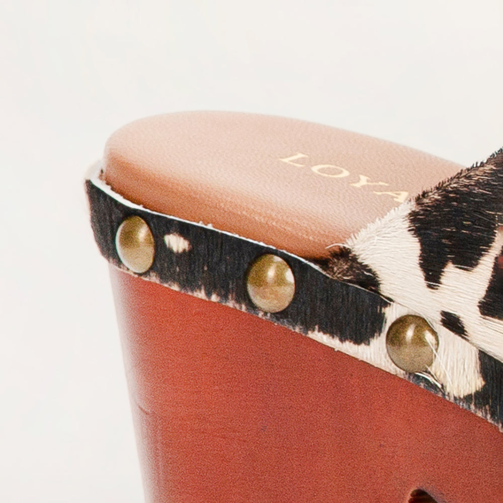 LOYAL WEST CARLOTTA TRAIL CLOGS - COWHIDE Heels & Clogs
