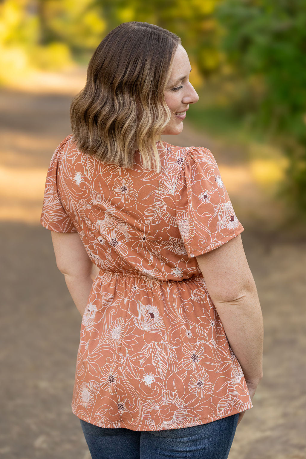 IN STOCK Emery Ruffle Top - Cocoa Floral | Women's Blouse