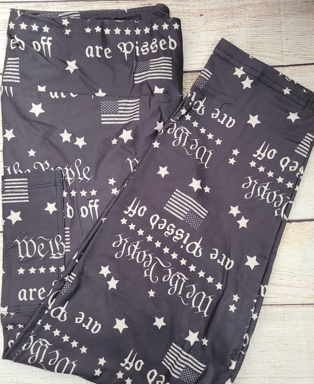 WE THE PEOPLE LEGGINGS AND CAPRIS WITH POCKETS