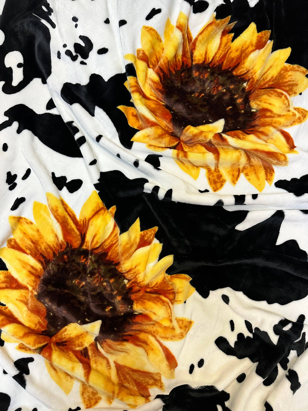 SUNFLOWER COW PRINT KING SIZE SUPER SOFT PLUSH BLANKET Blanket