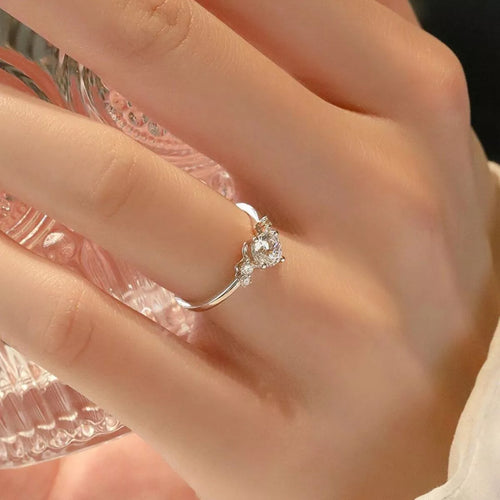 1 CARAT MOISSANITE .925 STERLING SILVER RING RING
