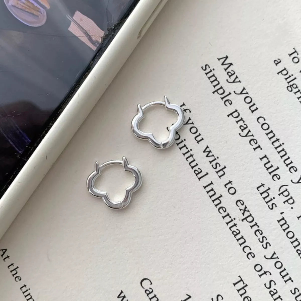 .925 STERLING SILVER FOUR LEAF CLOVER EARRINGS Earrings