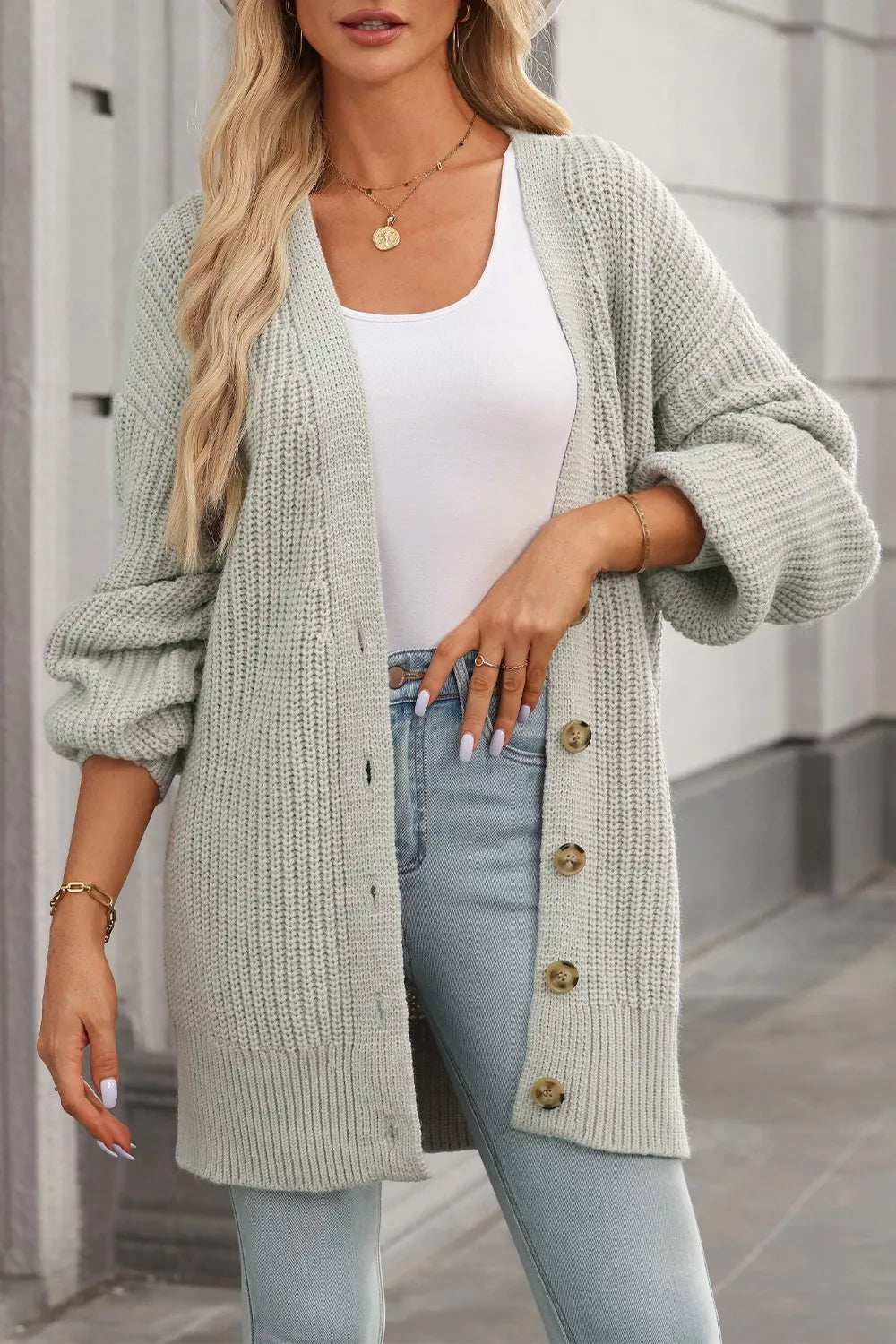 CHUNKY KNIT BUTTON-DOWN CARDIGAN Cardigan