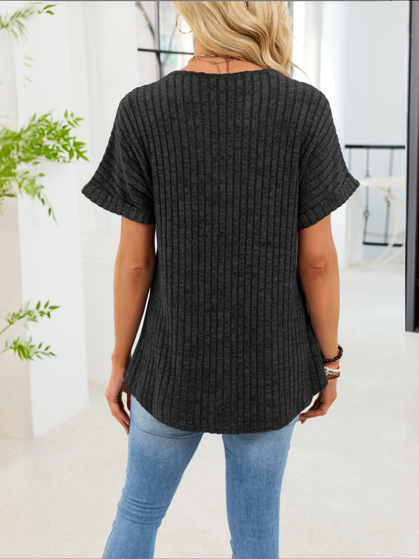 RIBBED KNIT SHORT SLEEVE T-SHIRT TOP