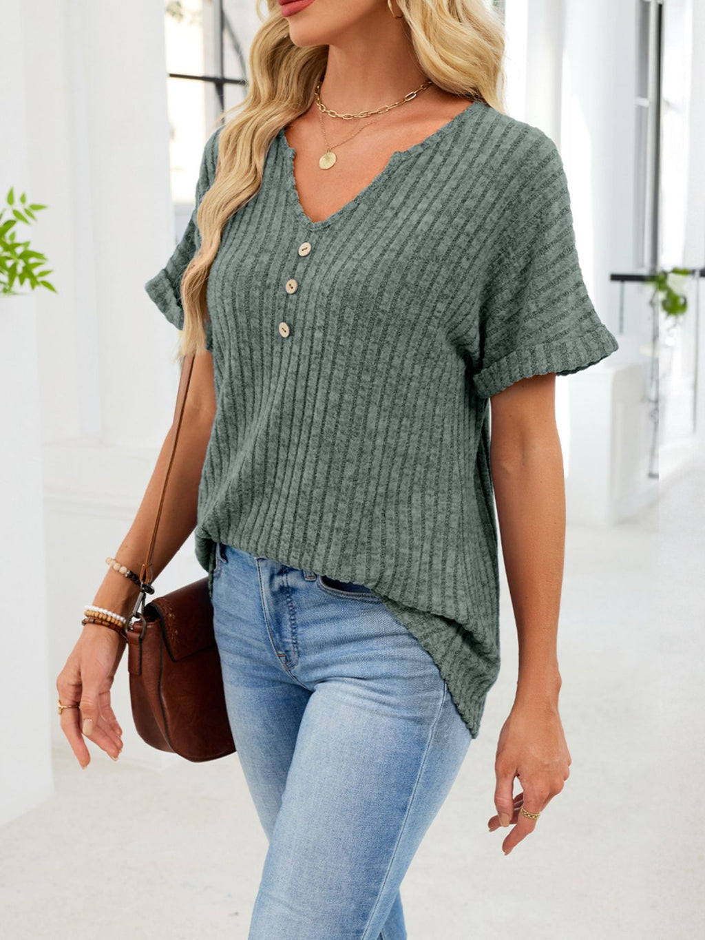 RIBBED KNIT SHORT SLEEVE T-SHIRT TOP