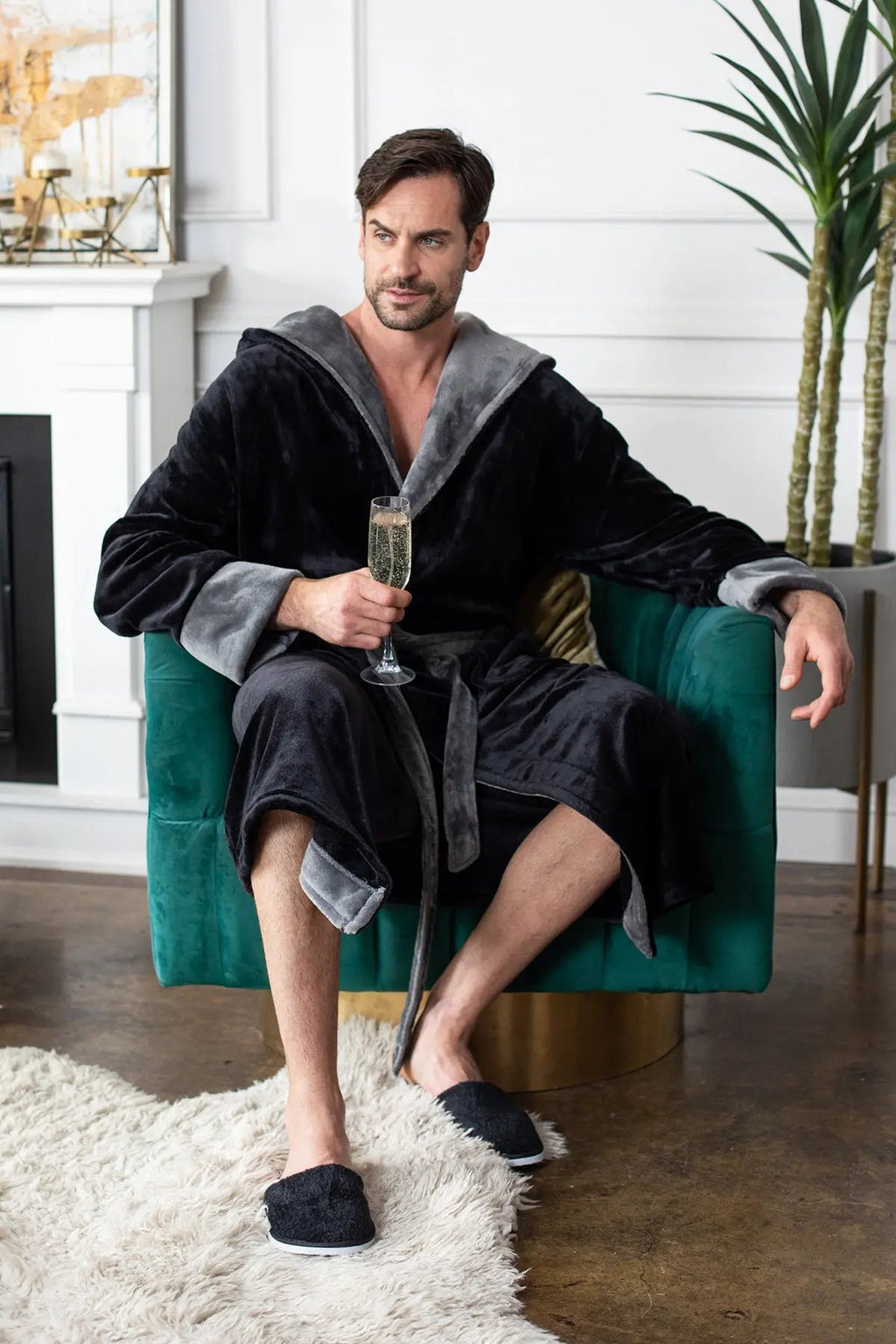 Men's Hooded Plush Robe Robes