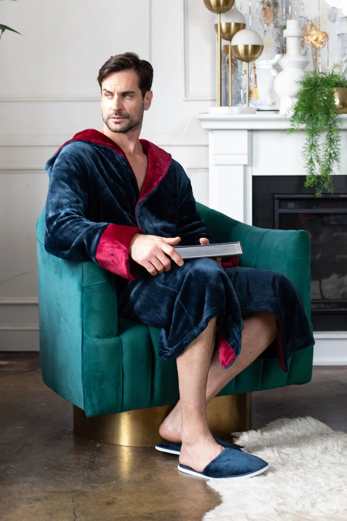 Men's Hooded Plush Robe