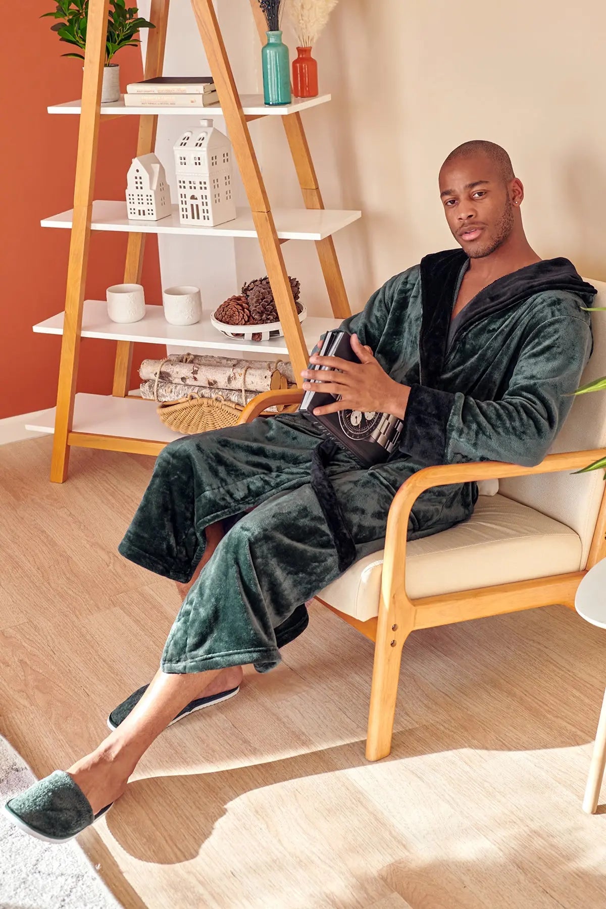 Men's Hooded Plush Robe